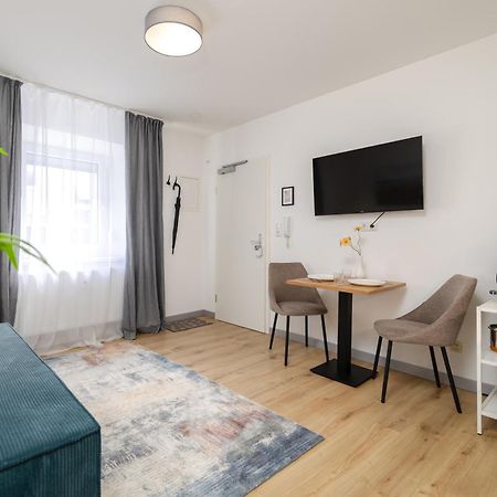 Modernes Apartment - Zentrale Lage - Kostenloses Parken アンベルク エクステリア 写真
