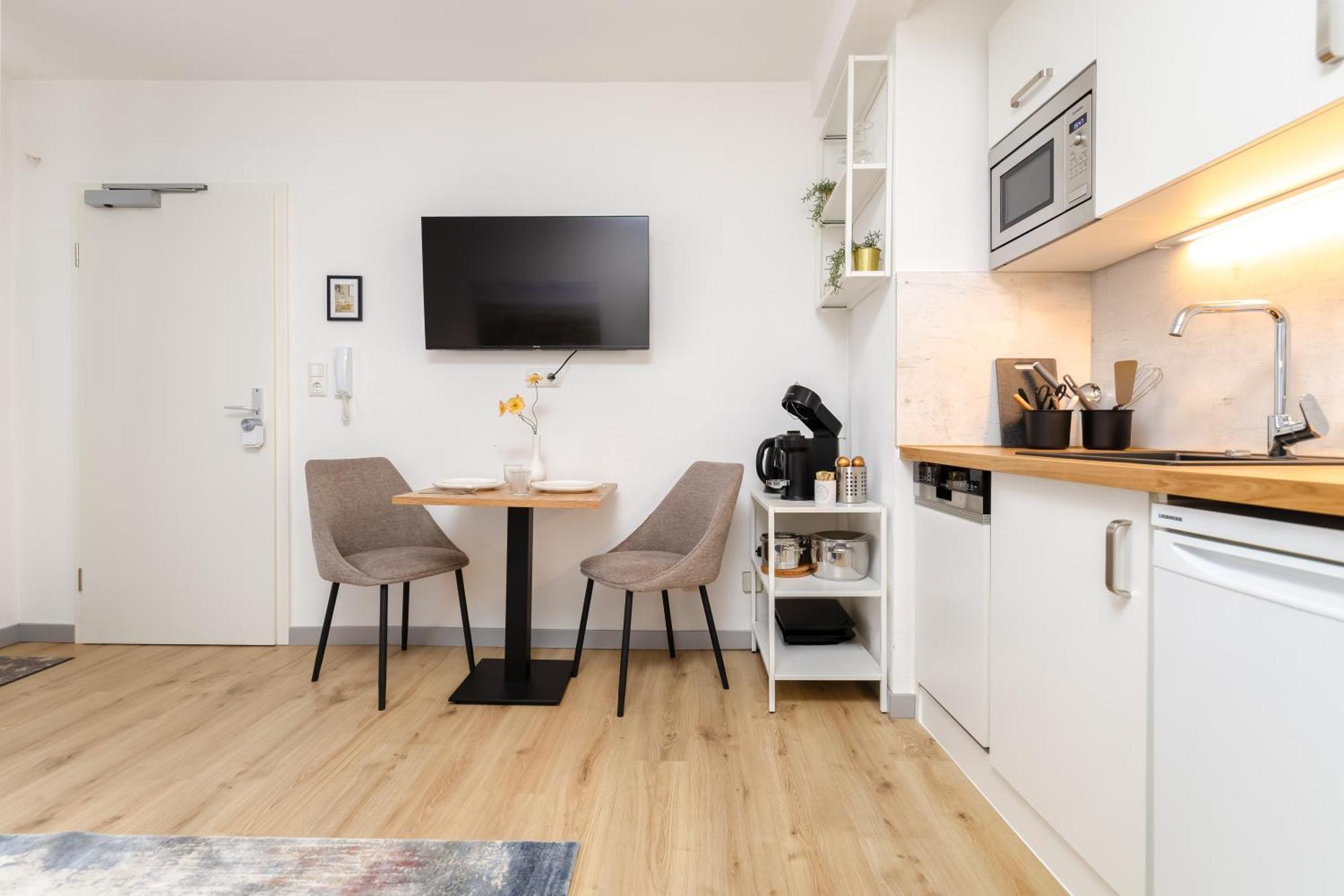 Modernes Apartment - Zentrale Lage - Kostenloses Parken アンベルク エクステリア 写真