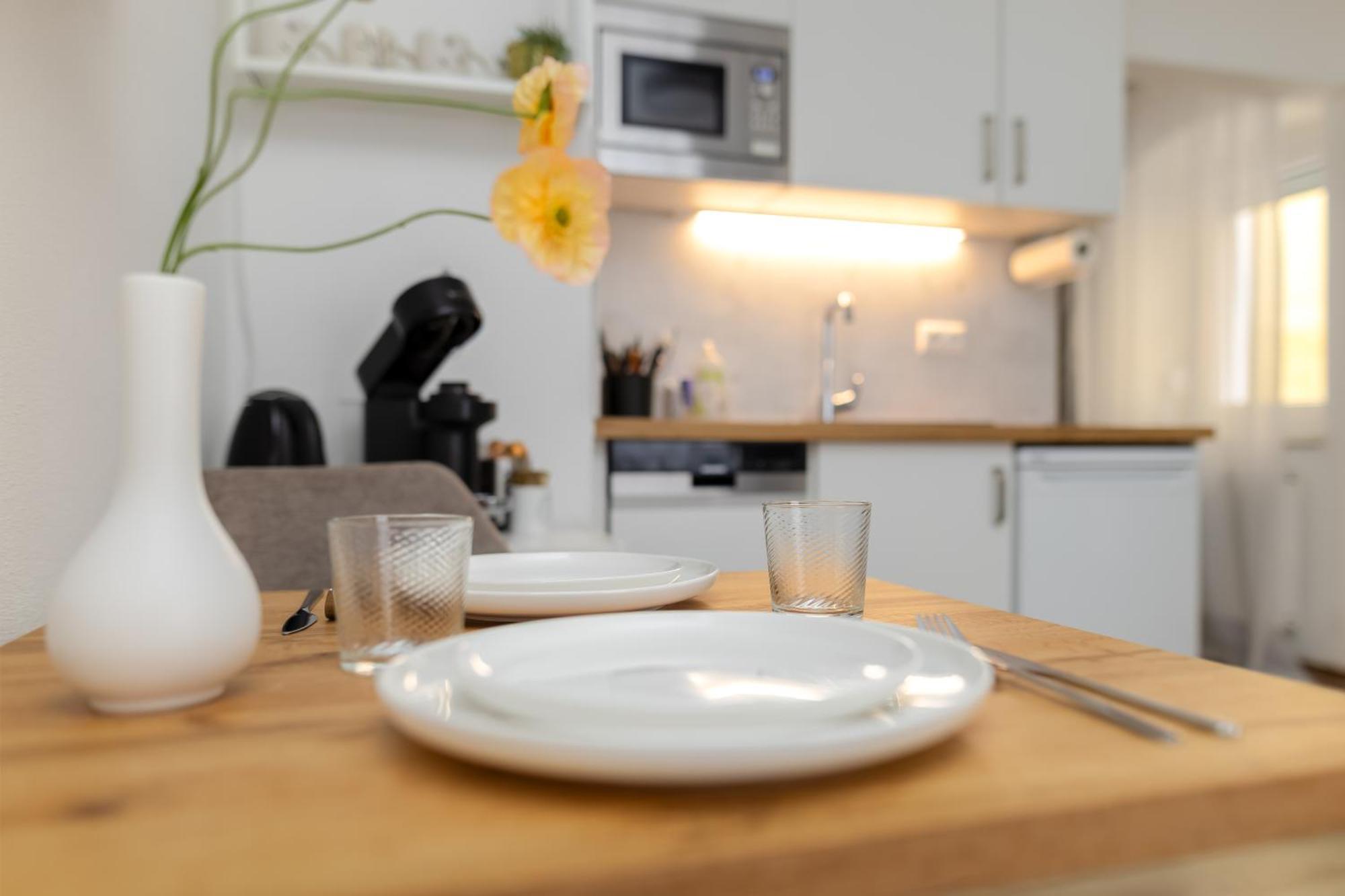 Modernes Apartment - Zentrale Lage - Kostenloses Parken アンベルク エクステリア 写真